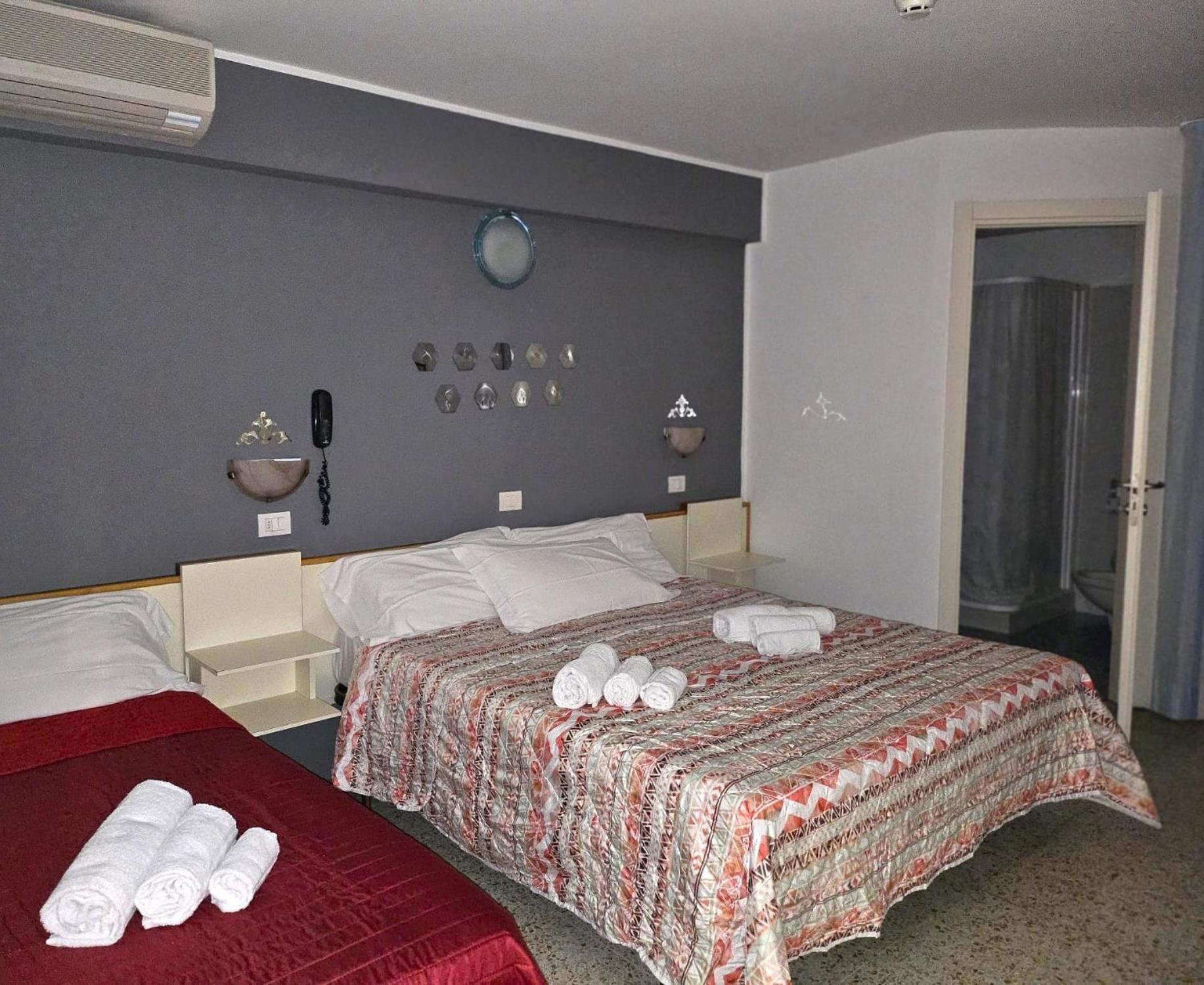 Hotel Villa Rosa Misano Adriatico Eksteriør bilde
